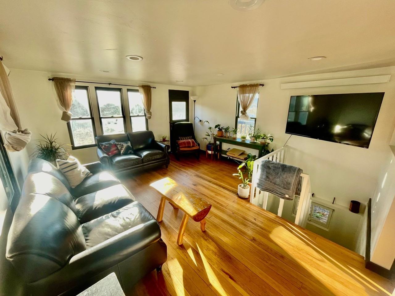 487 N Main St - Photo 3 of 24