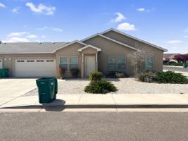 featured image of 2319 N Desert Willow Ln