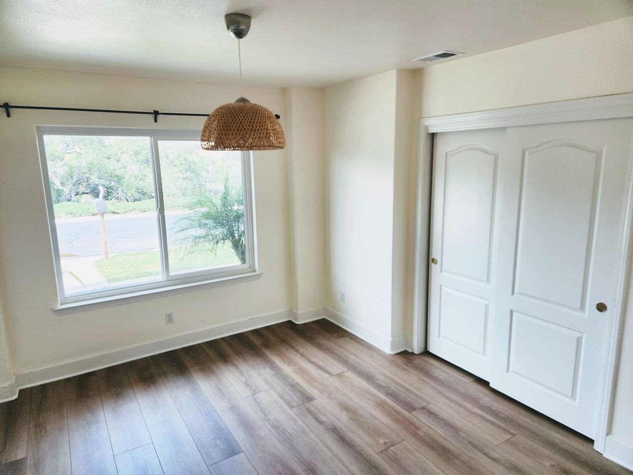 1586 San Diego Loop - Photo 4 of 25