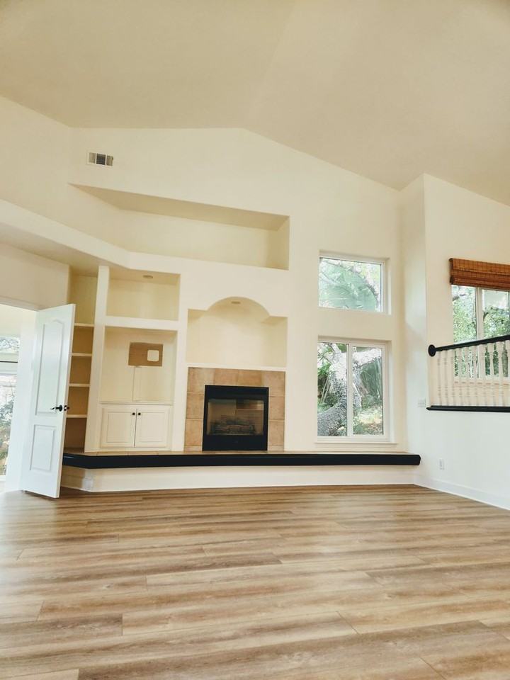1586 San Diego Loop - Photo 5 of 25
