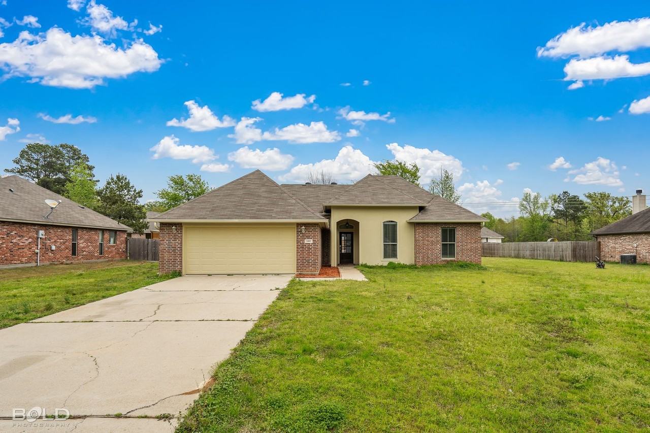 6484 Soda Point Dr - Photo 3 of 38