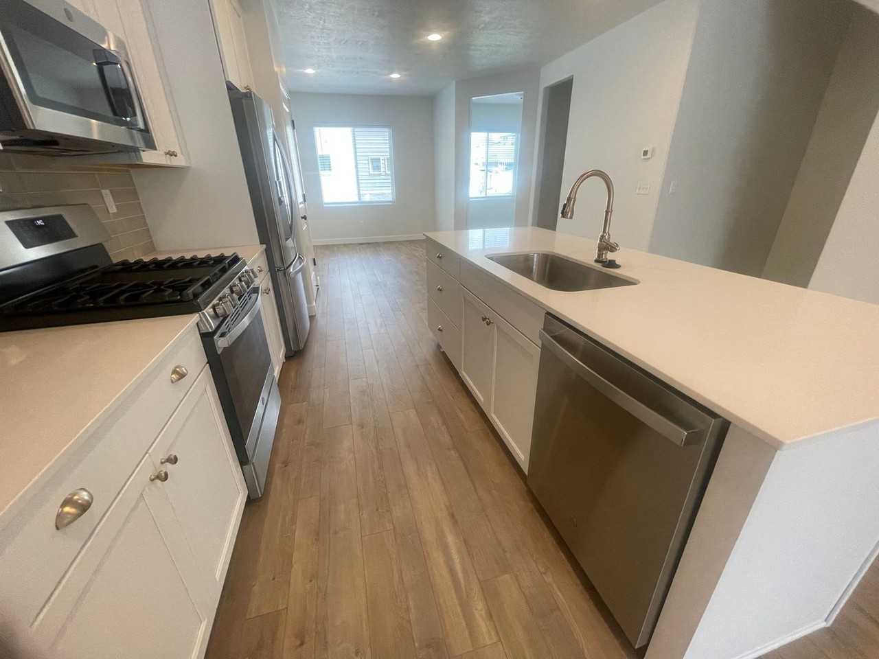15071 S Reins Way - Photo 3 of 21