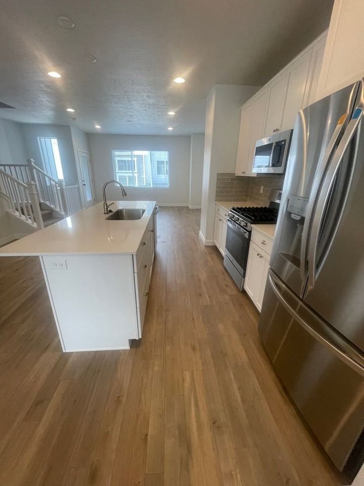 15071 S Reins Way - Photo 6 of 21
