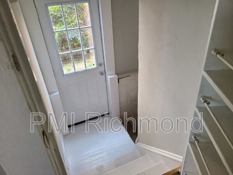 2616 Seminary Ave - Photo 3 of 18