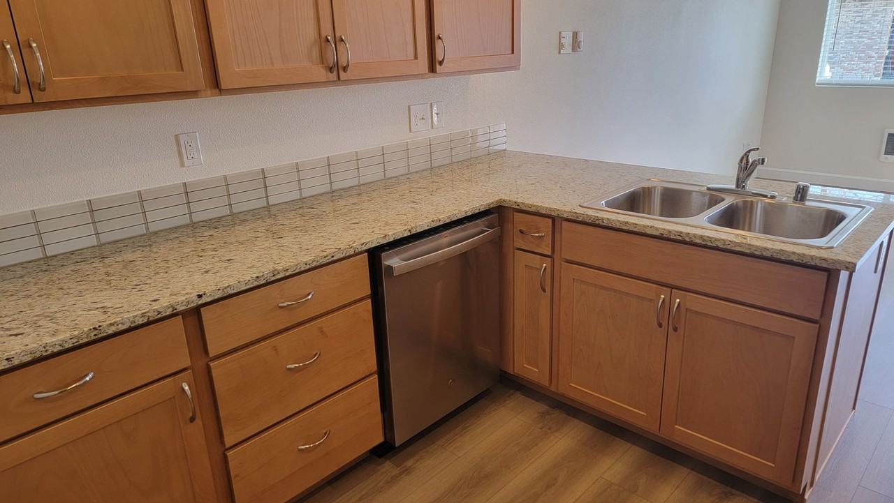 506 3rd Street - Photo 7 of 22
