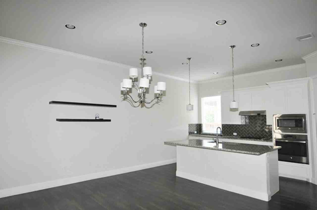 9948 Haversham Dr - Photo 7 of 23
