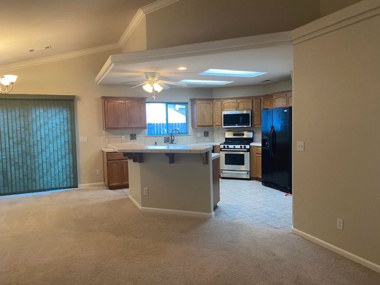 7392 Platinum Way - Photo 3 of 12