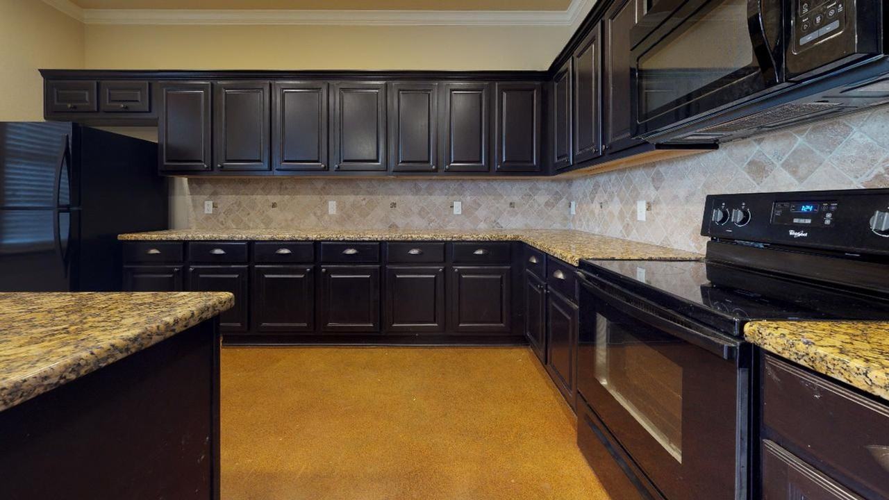 126 Kimber Ln - Photo 3 of 13