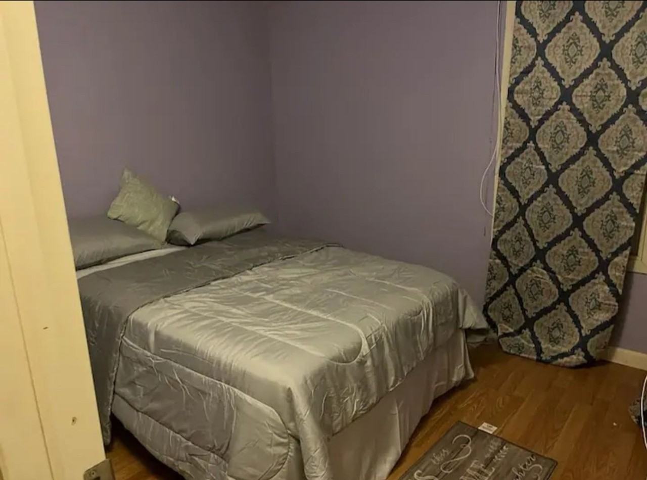 230 E Washington St - Photo 2 of 7