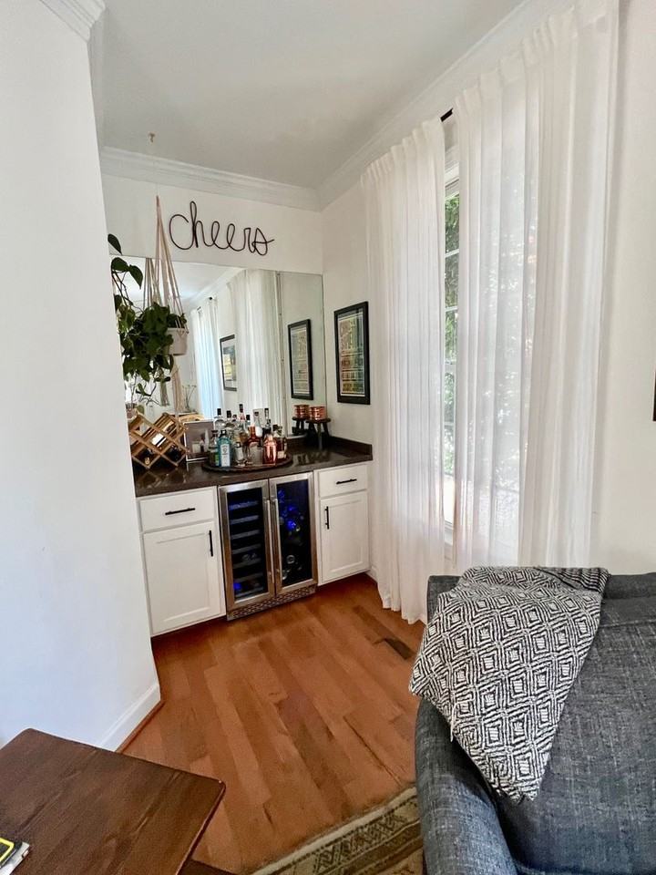 5412 Holly Rd - Photo 6 of 41