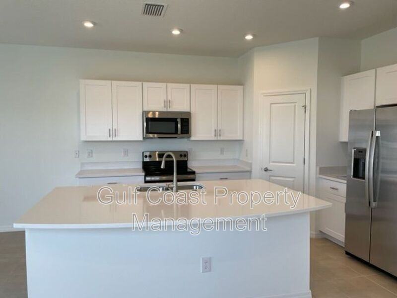5764 Haven Ter - Photo 5 of 27