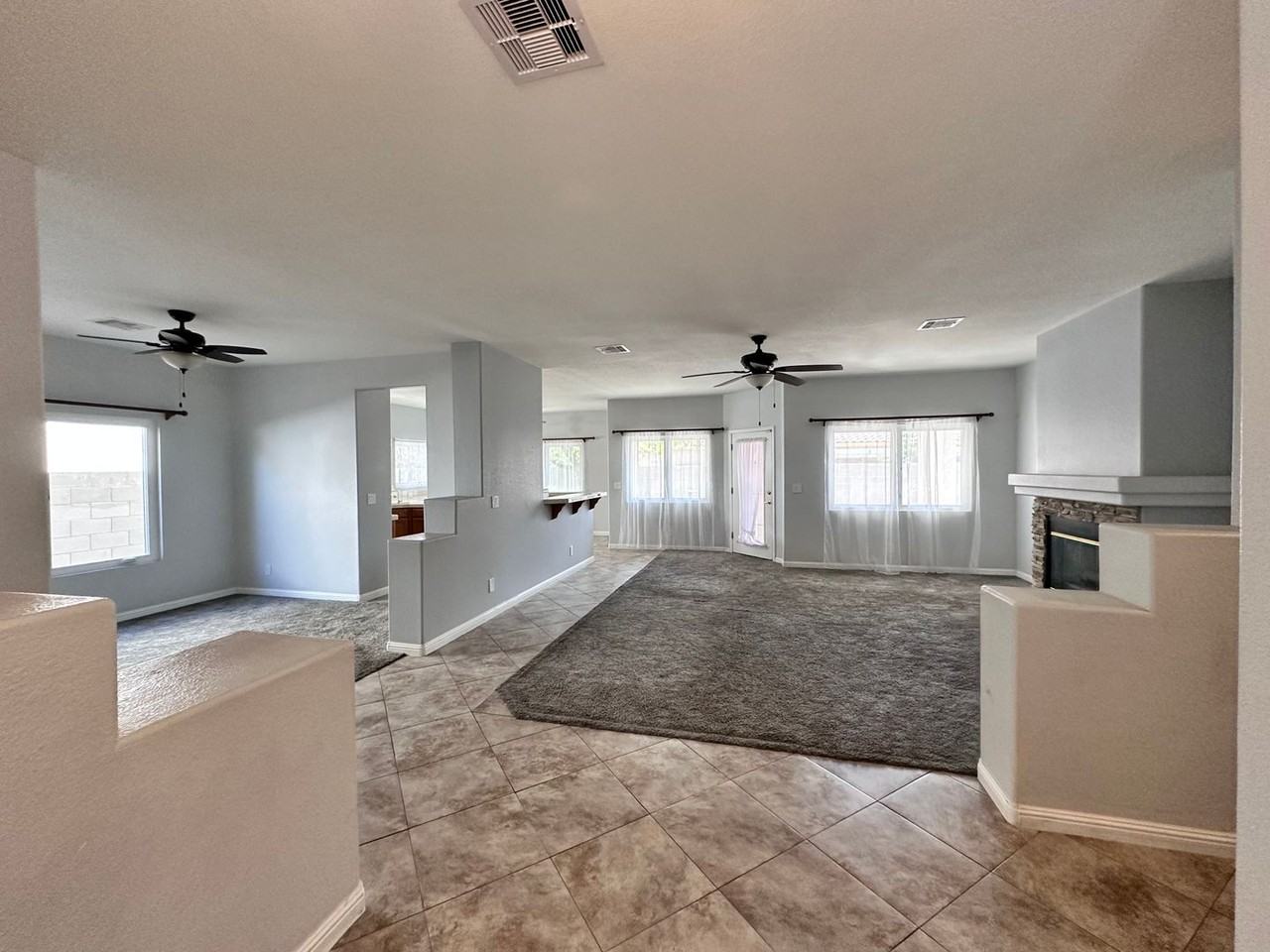 5417 Blue Tropic Ave - Photo 2 of 19