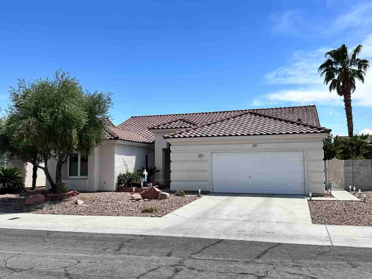 5417 Blue Tropic Ave - Photo 3 of 19