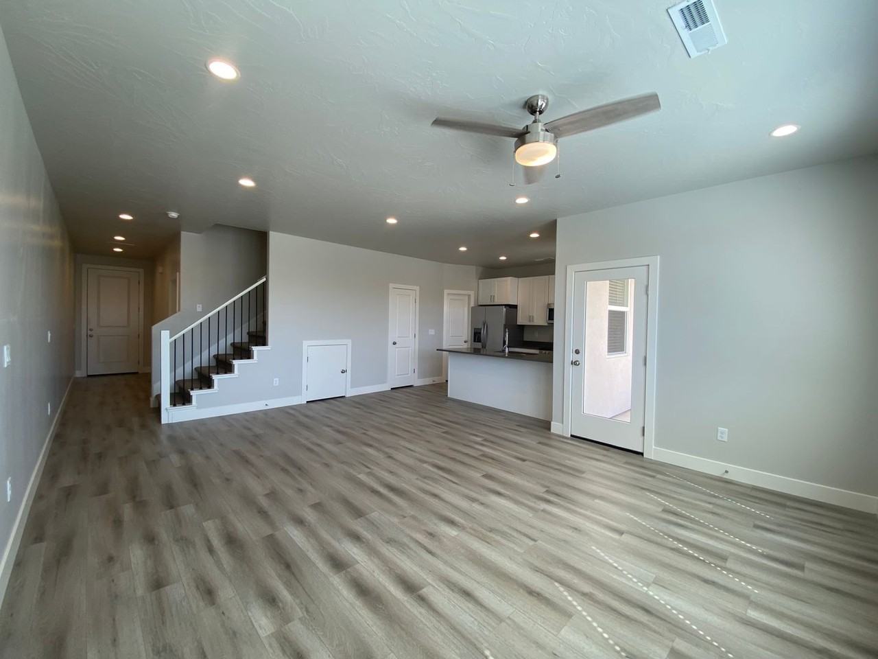 1157 S 4380 W - Photo 4 of 35