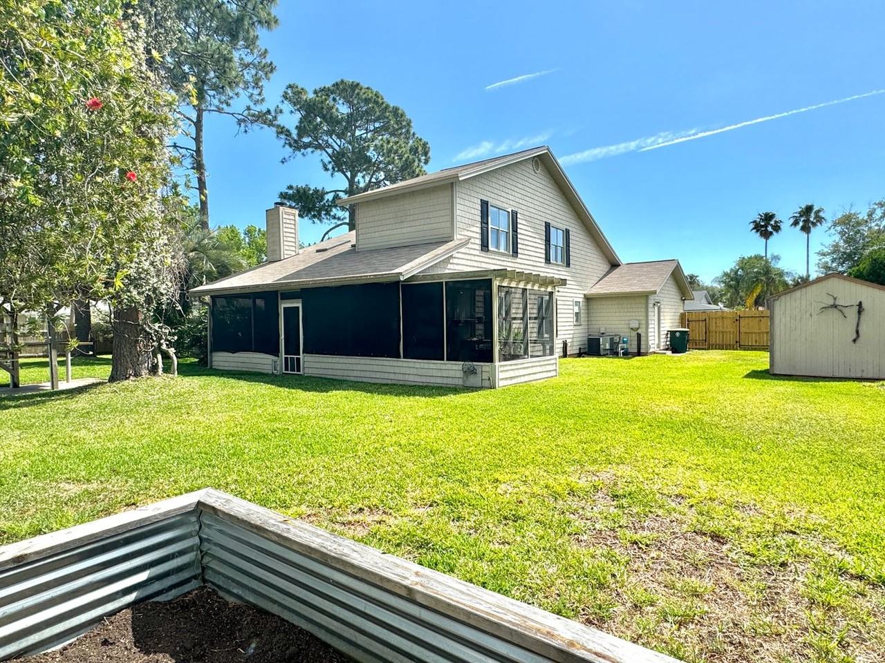 3904 Demery Dr E - Photo 3 of 27