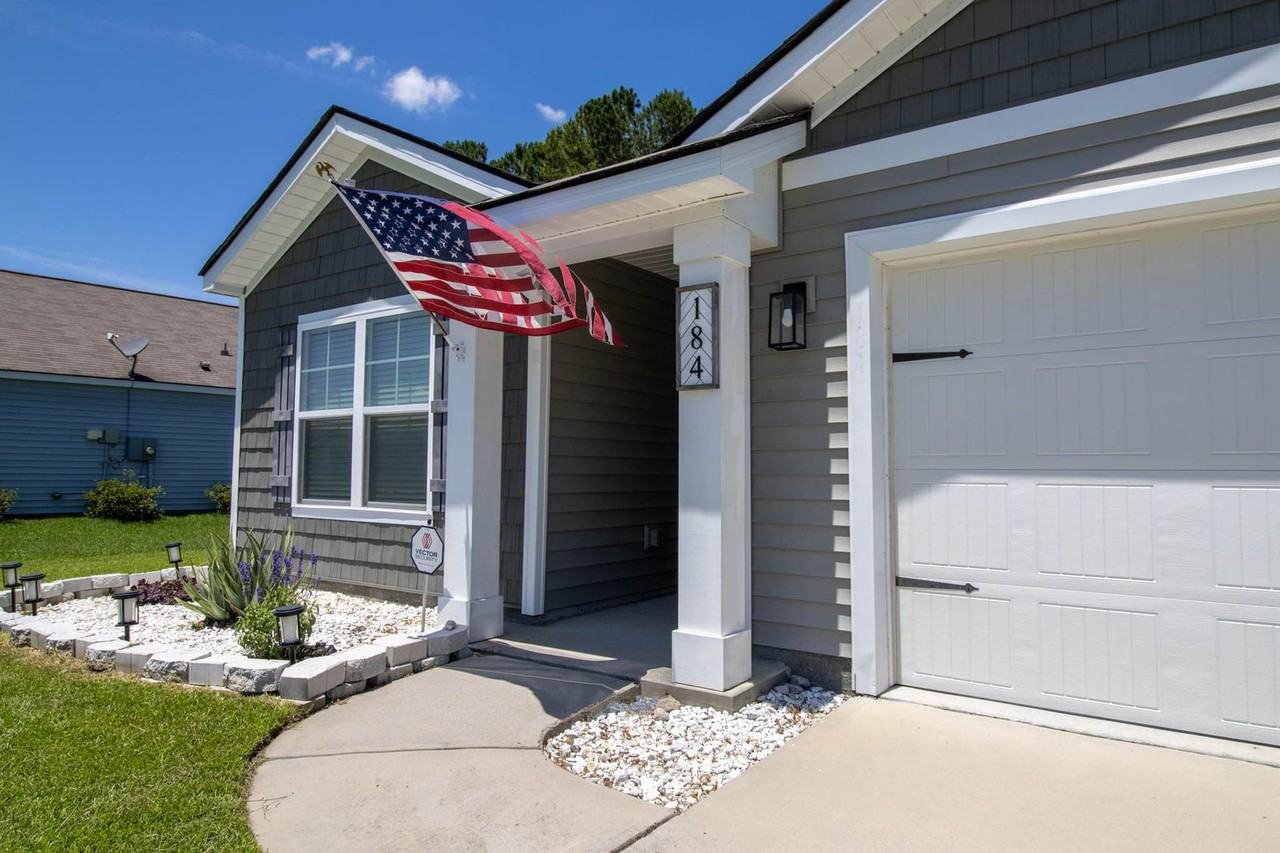 184 Caribbean Village Drive - Photo 2 of 36