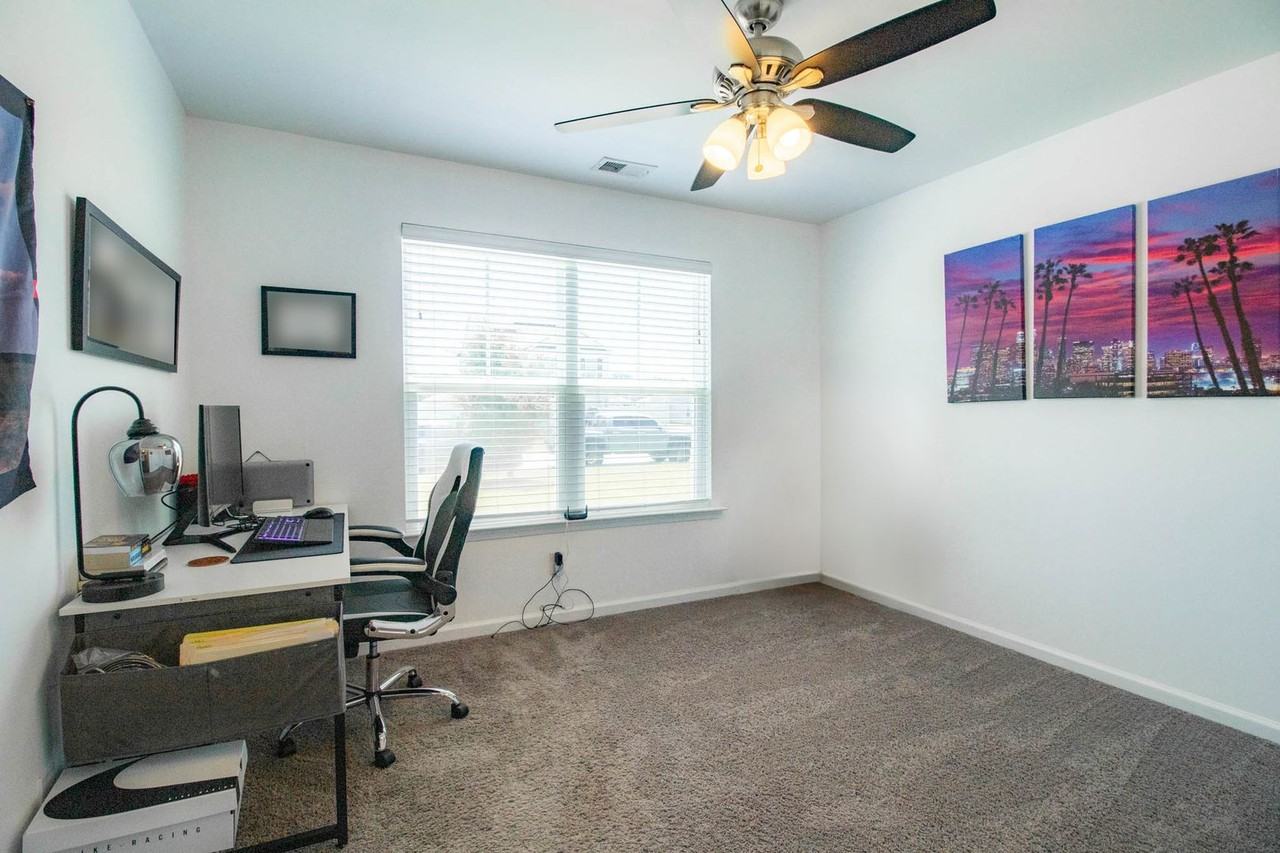 184 Caribbean Village Drive - Photo 7 of 36