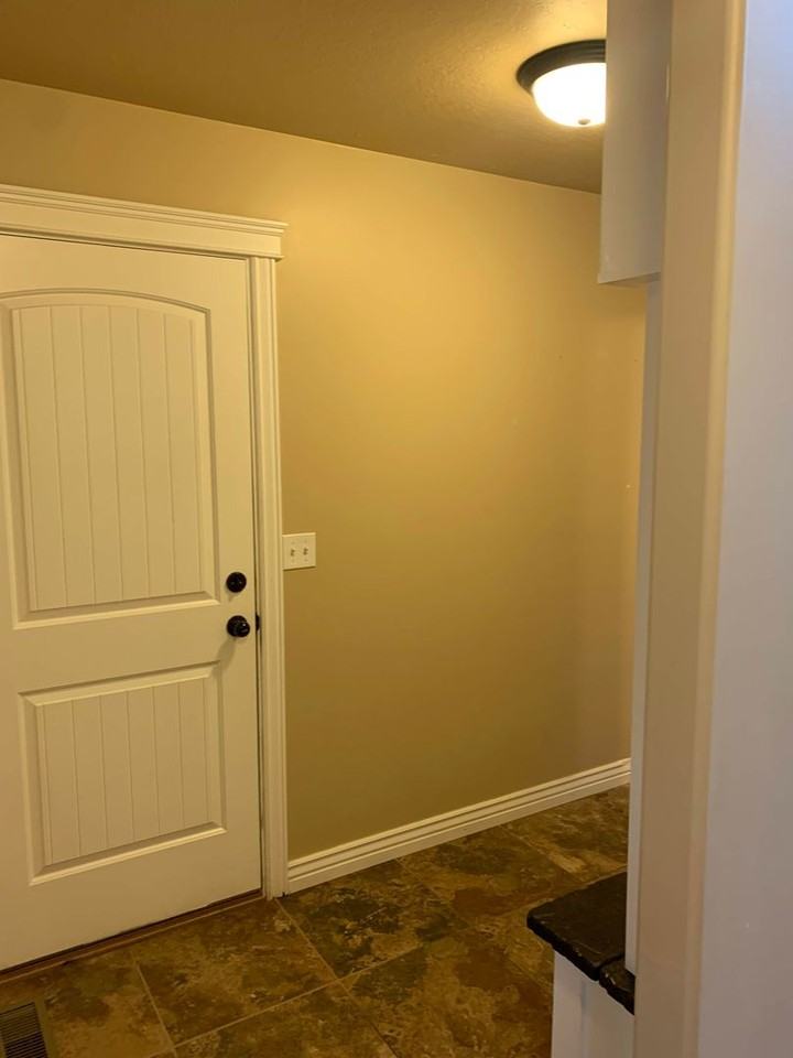 311 N 750 W - Photo 6 of 50