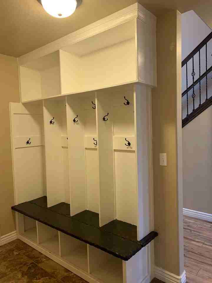 311 N 750 W - Photo 7 of 50