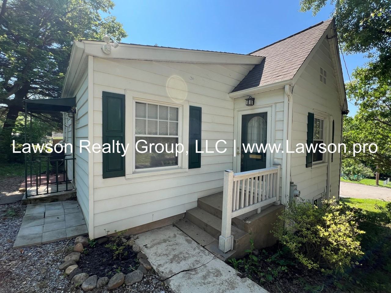 807 Windsor Ave Sw - Photo 2 of 34