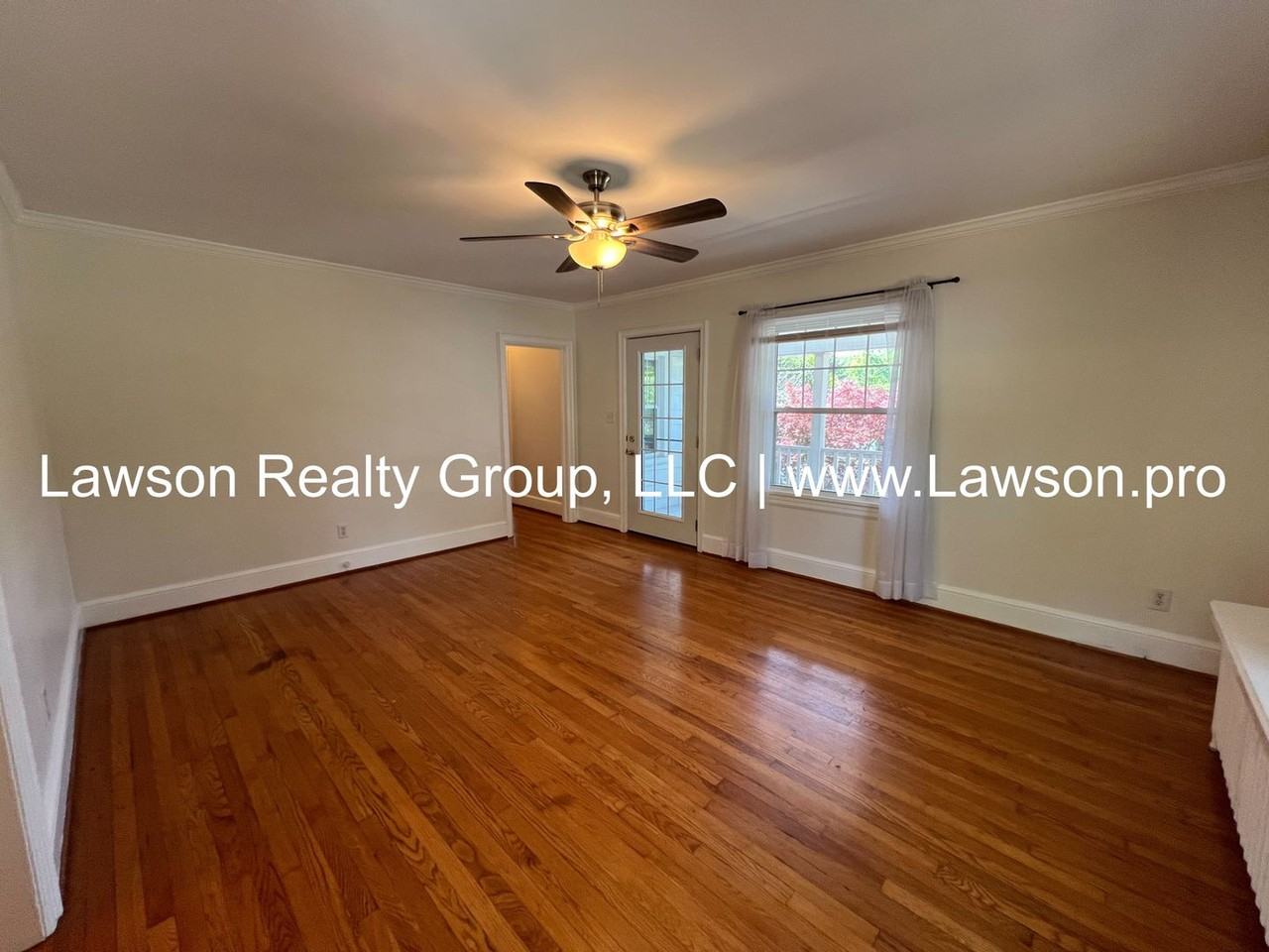 807 Windsor Ave Sw - Photo 3 of 34