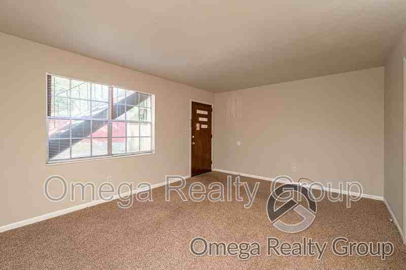 2020 High School Rd #E - Photo 6 of 22