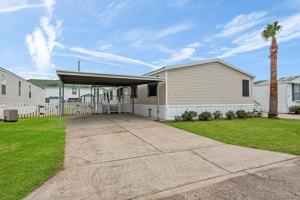 featured image of 5111 Barbados Calle