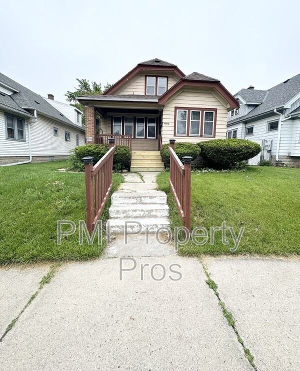 4415A N 29th St #A - Photo 2 of 5