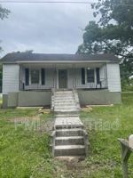 featured image of 1318 Ridge Ave