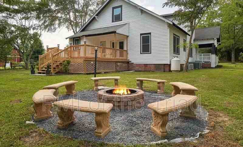 121 N Alma St - Photo 5 of 13