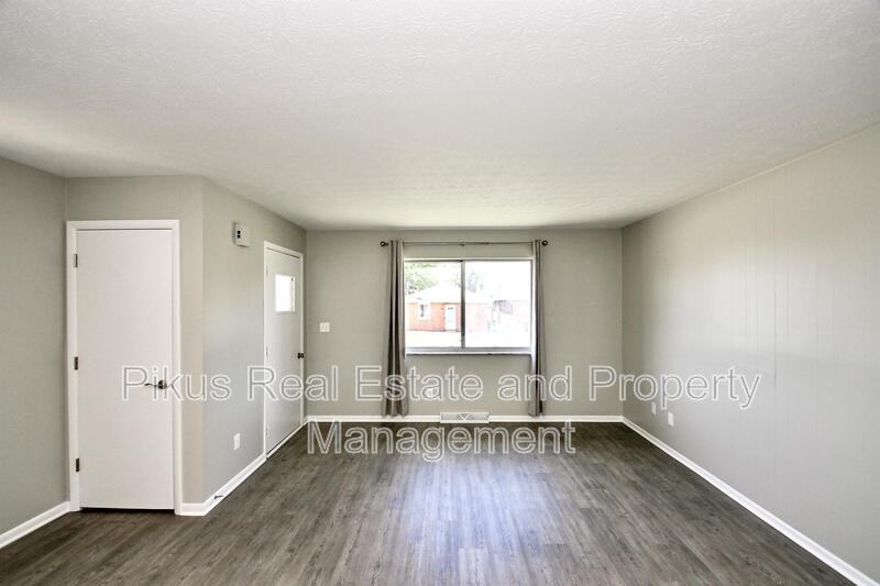 595 Baldwin Rd - Photo 2 of 11