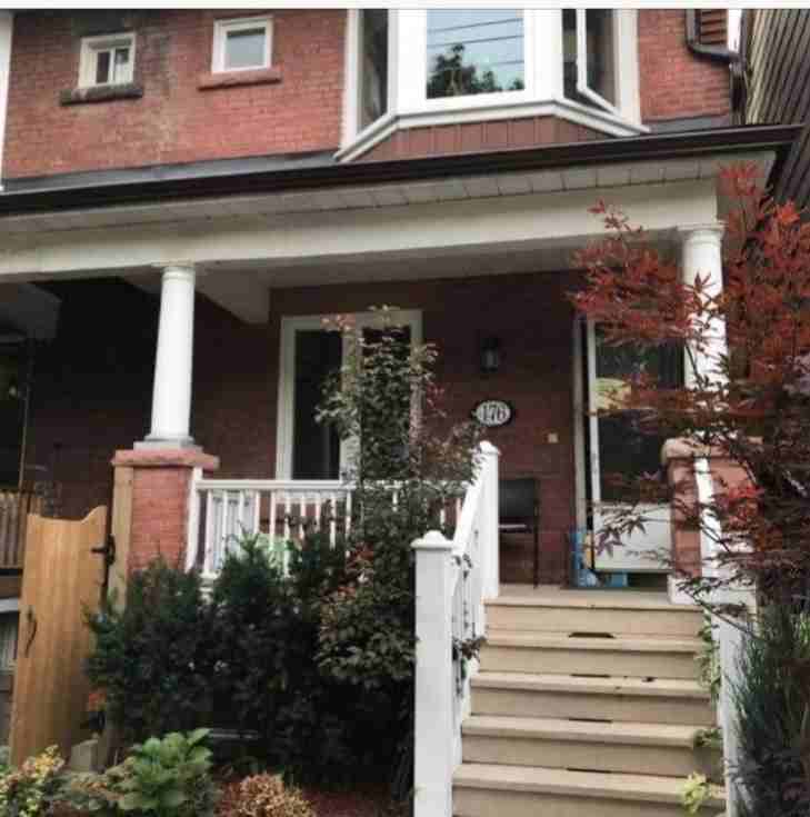 174 Lippincott Street - Photo 4 of 5