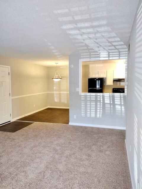 Country Oaks Apartments - Photo 2 of 18