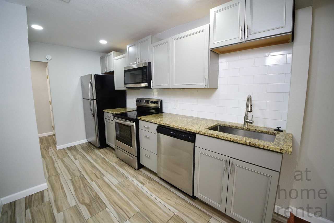 Cazeca - 619 - Photo 6 of 14