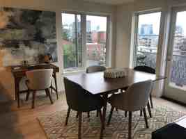 featured image of 515 Summit Ave E