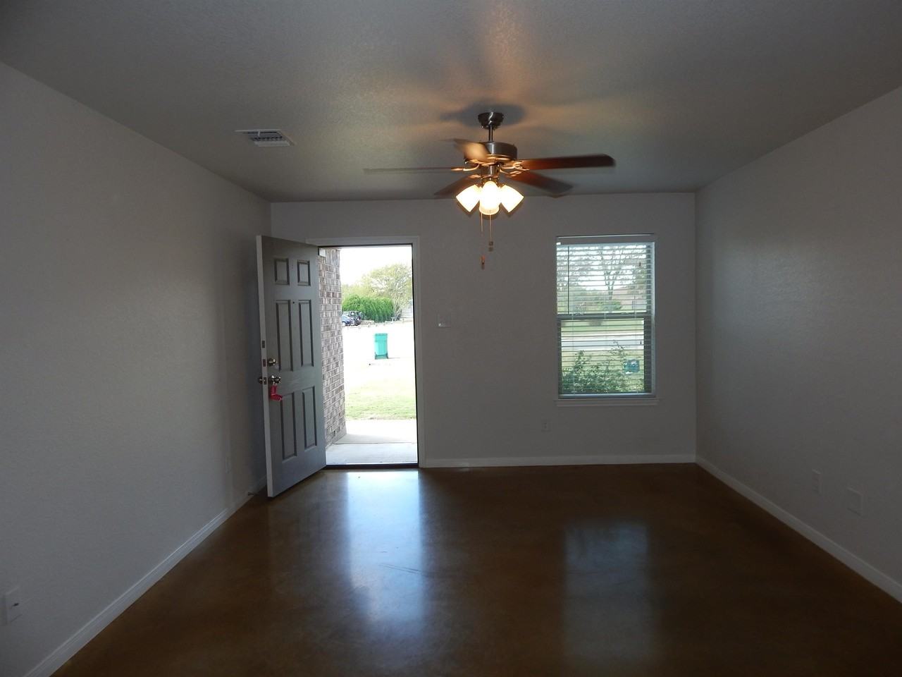 1809 Indian Trail - Photo 3 of 50