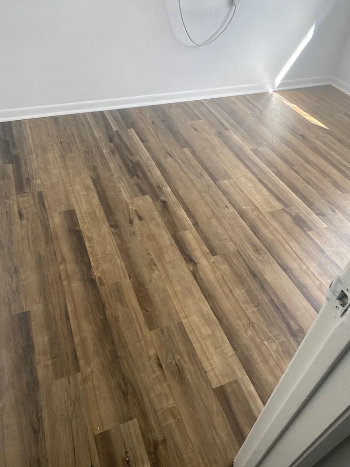 613 Jackson Avenue - Photo 3 of 11