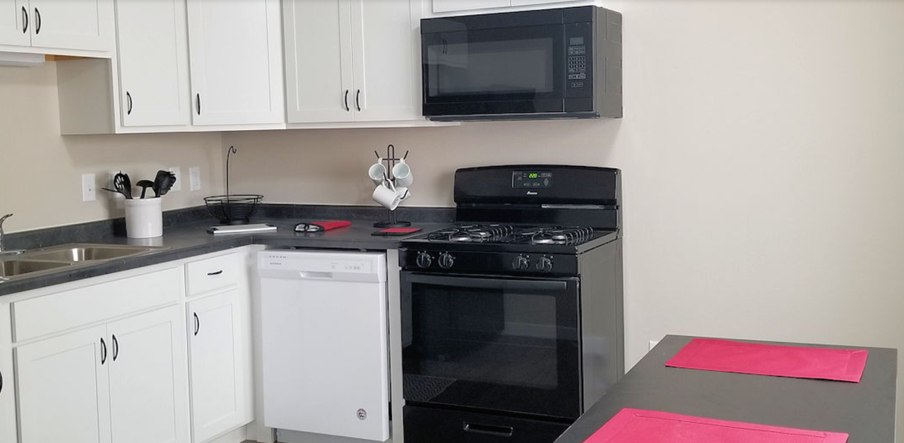 Carriage House - Photo 4 of 12