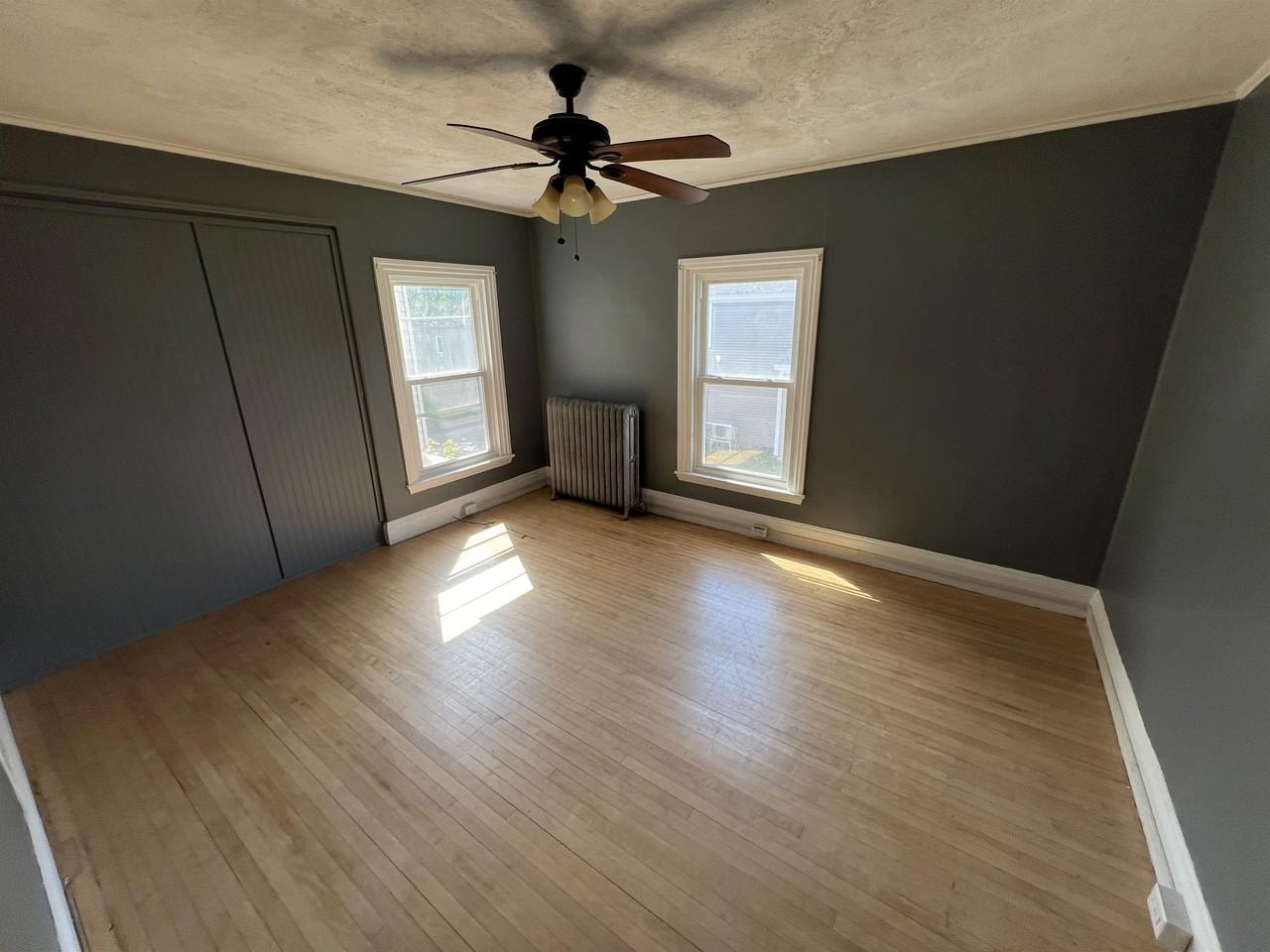 235 Essex Street - Photo 7 of 9