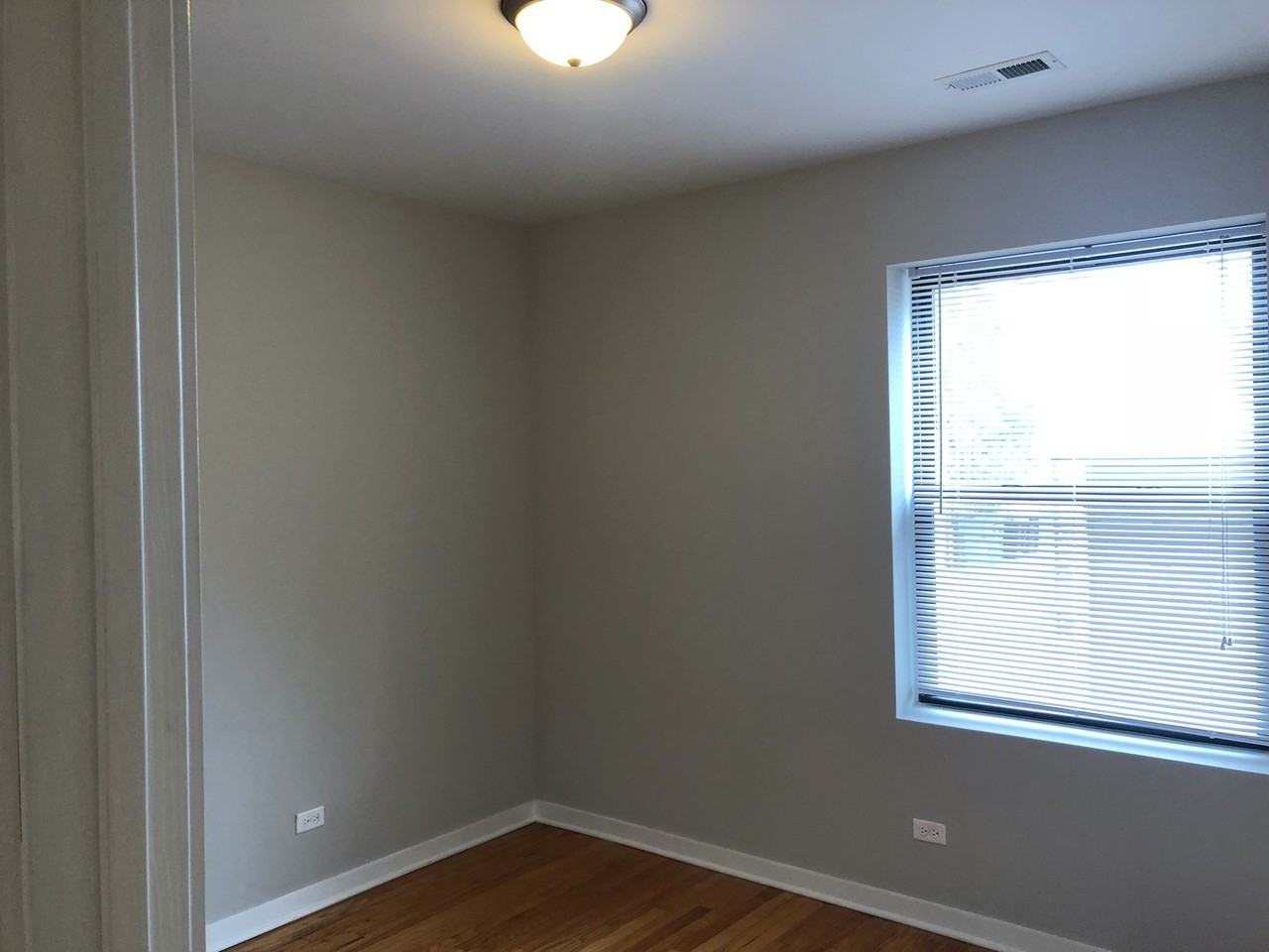 2440 W North Shore Ave #1E - Photo 7 of 11