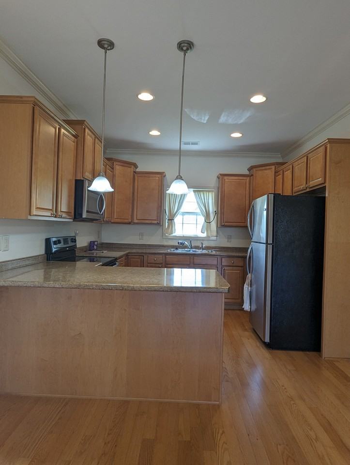 132 Judson Way #NA - Photo 5 of 27