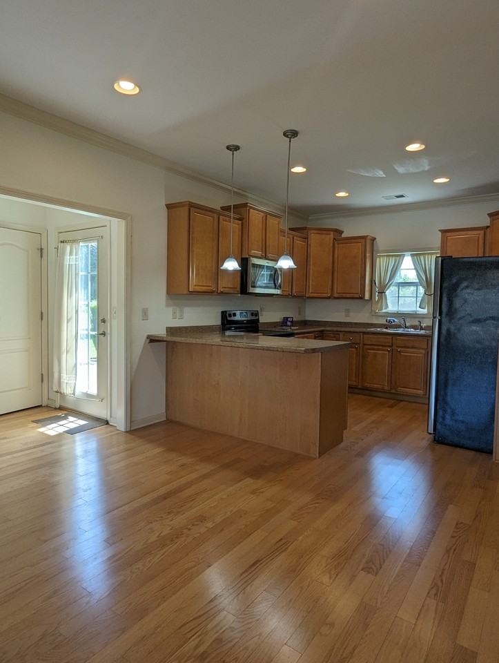 132 Judson Way #NA - Photo 6 of 27