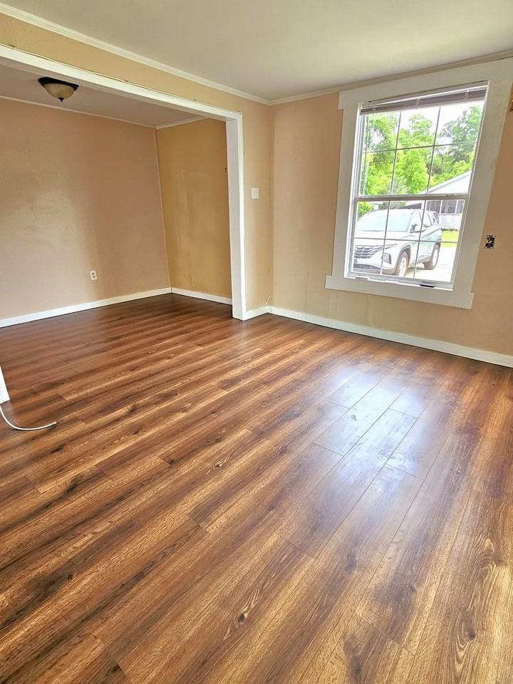 3903 W Gadsden St - Photo 3 of 6