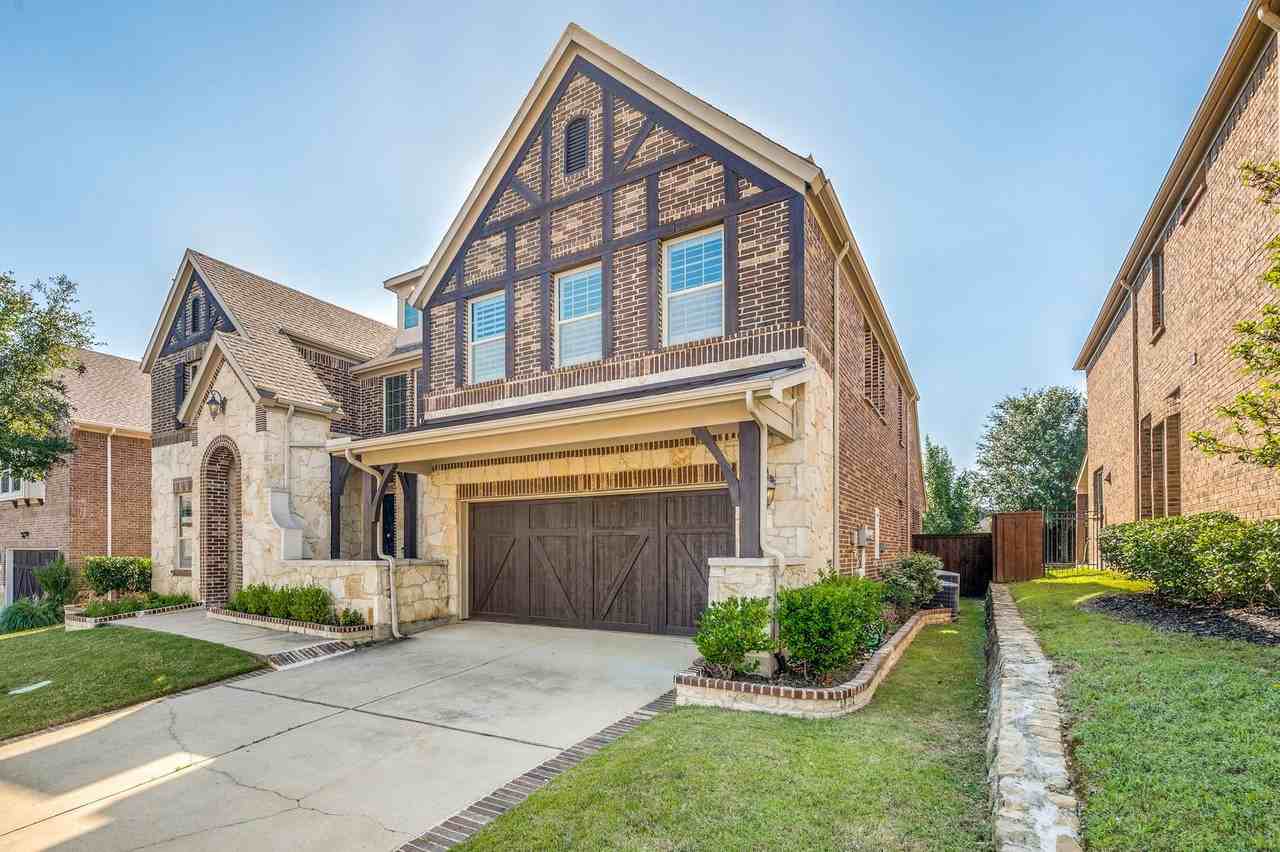 7340 Beranger Dr - Photo 2 of 25