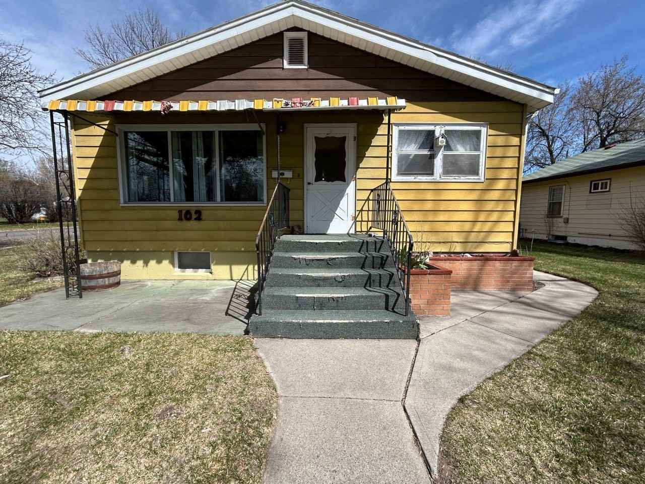 102 East Park Avenue - Photo 2 of 50