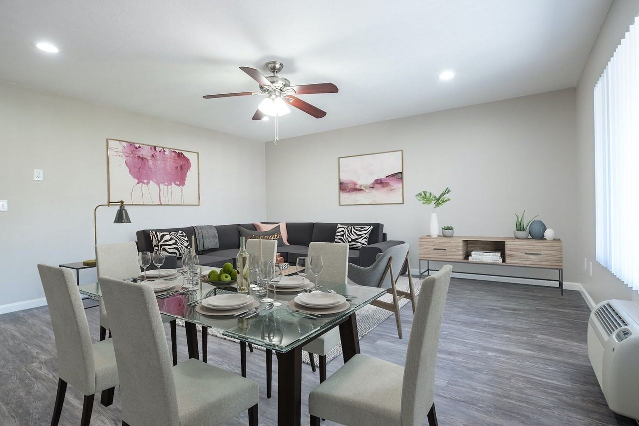 Country Squire Apartments - Photo 6 of 28