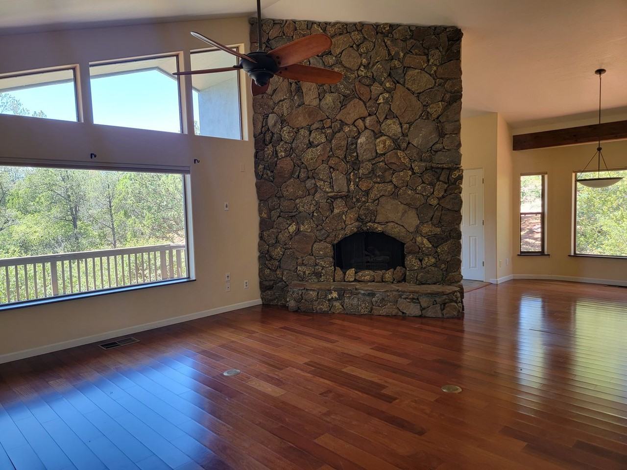 255 Canyon Dr - Photo 5 of 21