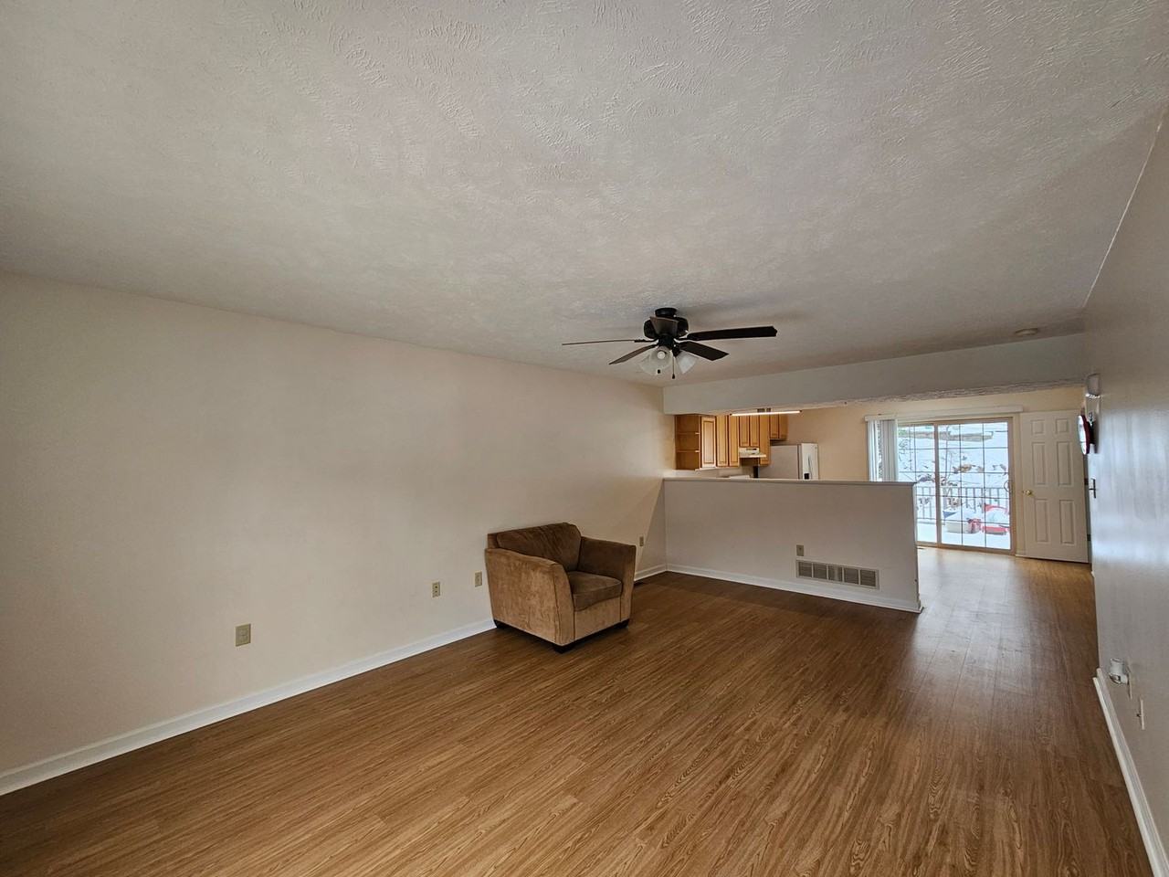 5 Pineview Pl - Photo 3 of 15