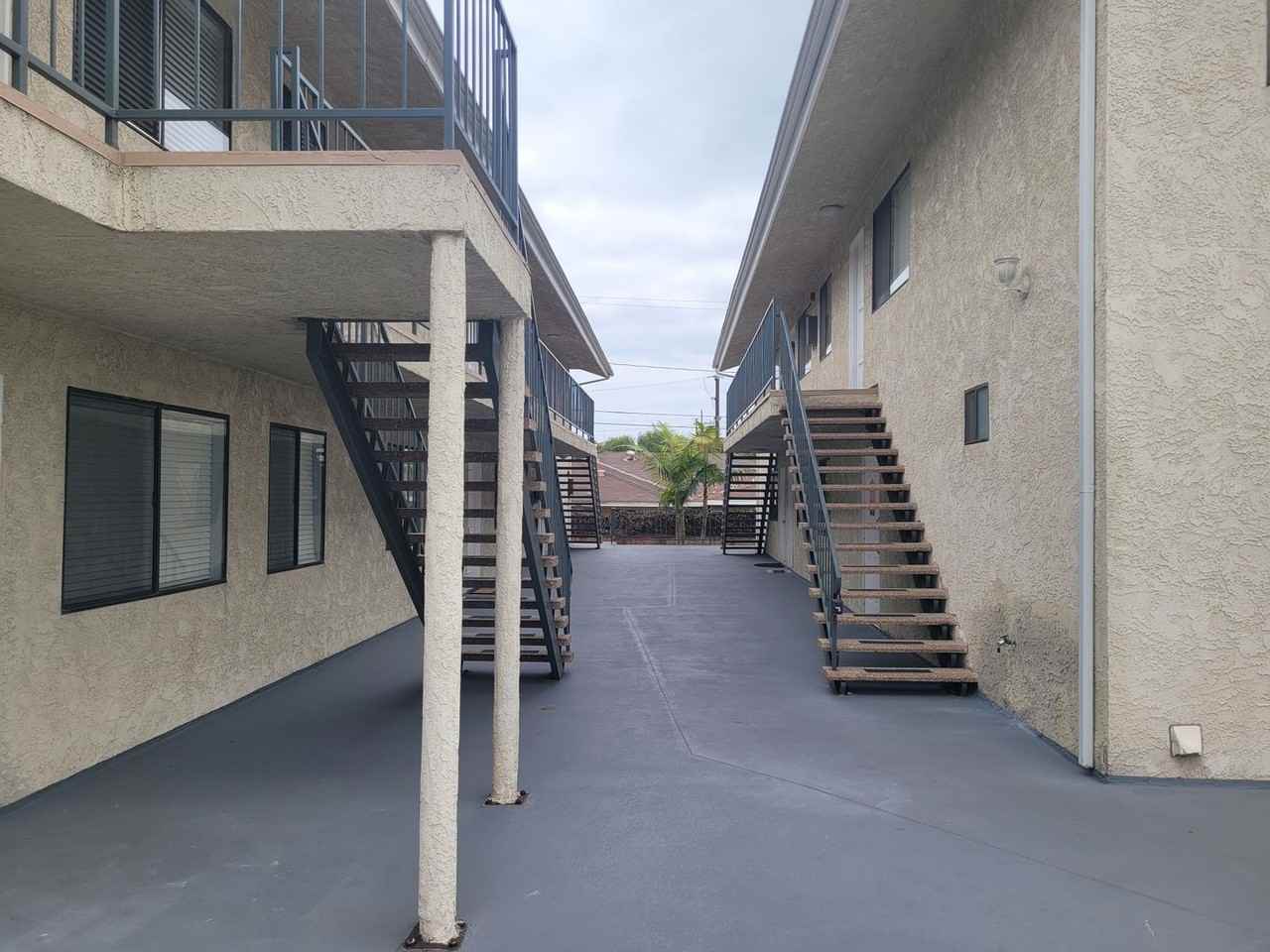 1324 - Photo 3 of 26