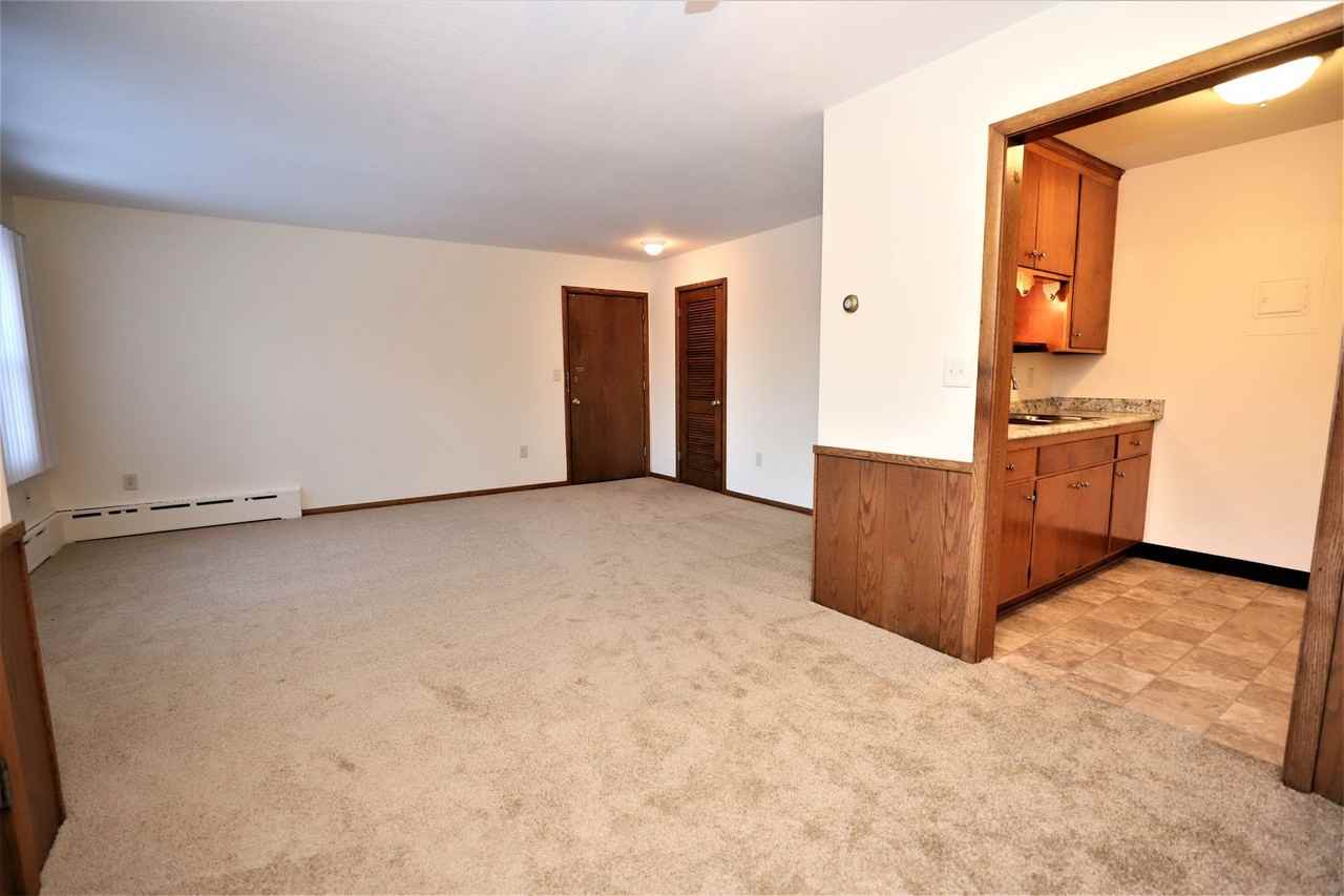 Premier Properties - 8824 - Photo 5 of 15